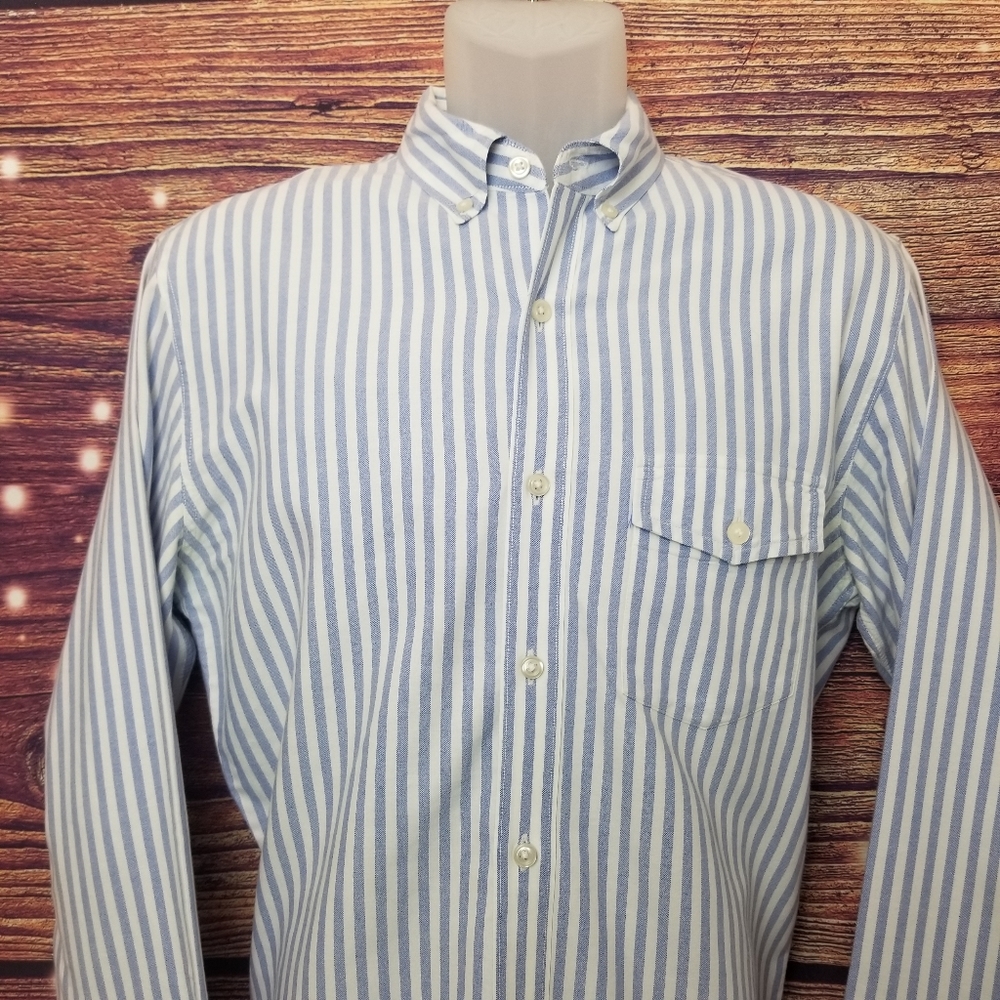 J CREW LIGHT Weight SHIRT SIZE M Slim Fit - Picture 4 of 4